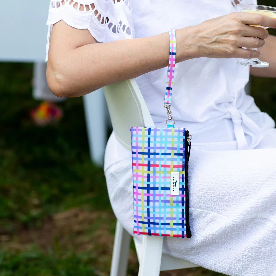 Kate Wristlet in Off the Grid