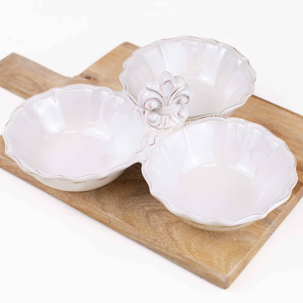 The Royal Standard Fleur de Lis Server