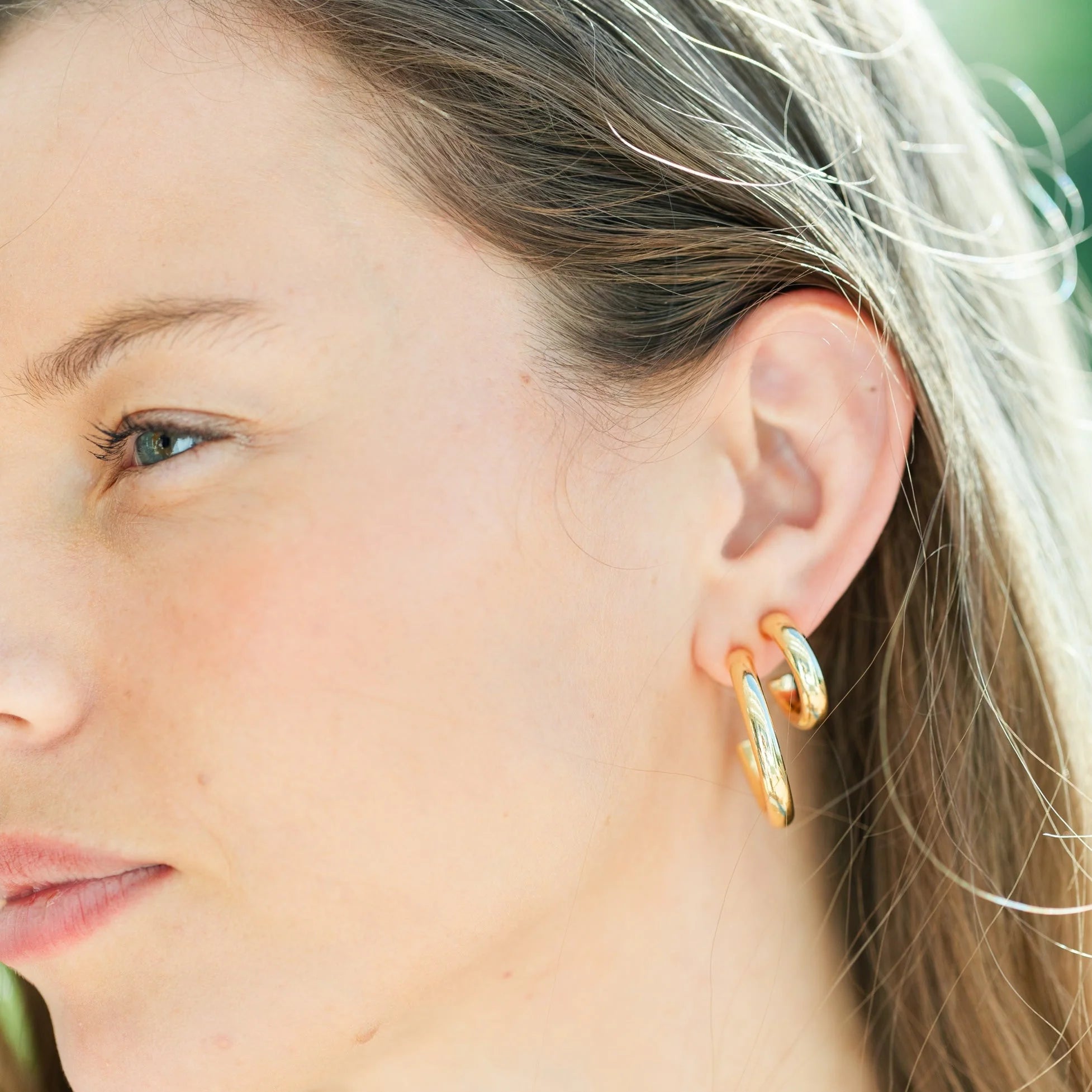 The Perfect Hoop Earrings | Splendid Iris