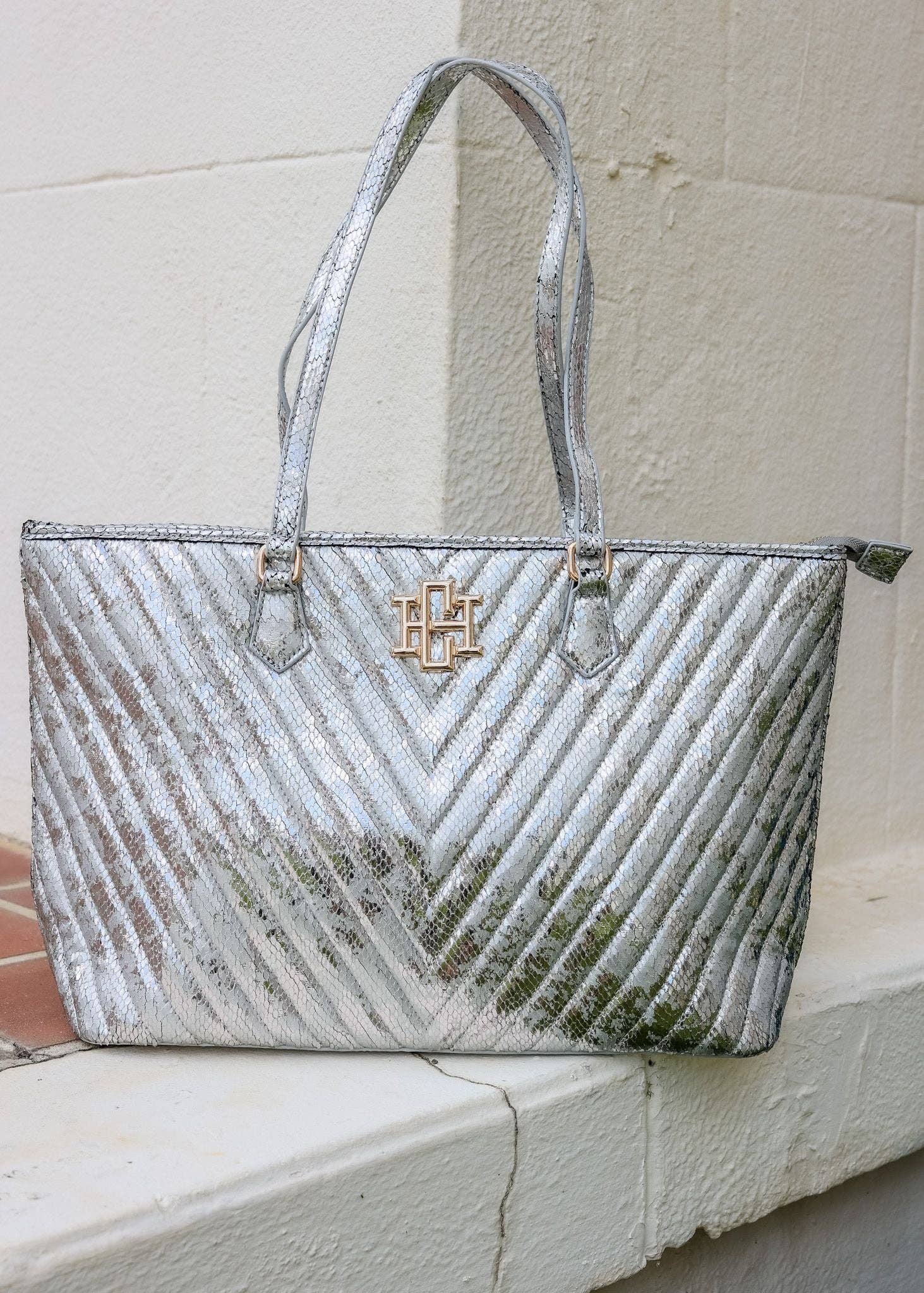 Tabitha Quilted Tote in Silver Fleck