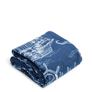 Plush Throw Blanket in Waves Toile